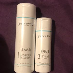 Proactiv Cleanser & Repair Treatment